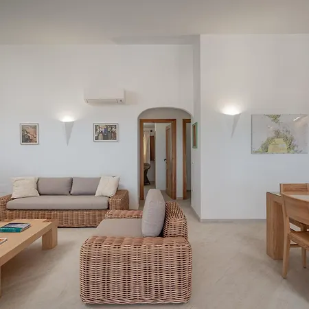 Campos Varios بيت للعطل *