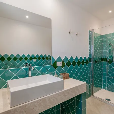 Campos Varios بيت للعطل *